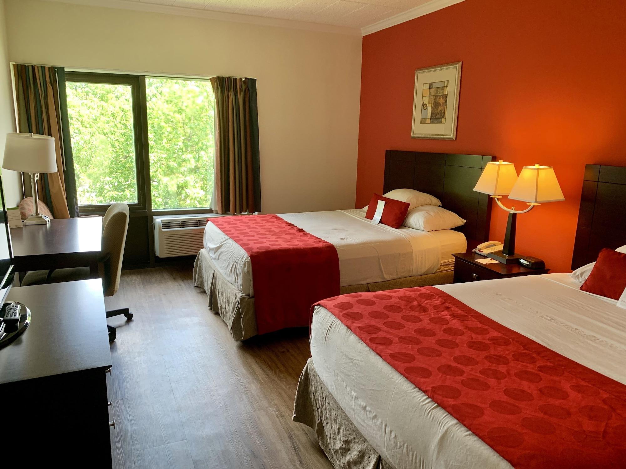 Hotel Ramada By Wyndham Newark/Wilmington Extérieur photo